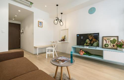 Bach Dang Riverside Apartment | Tresor - Downtown studio D4