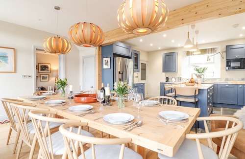 Warleggan Cottage | TREVEDDOE FARMHOUSE, pet friendly, with hot tub in Bodmin Moor