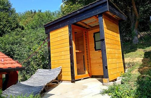 Breznicki Hum House | Tri breze