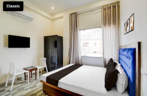 Mahmoorganj House | Tridev inn