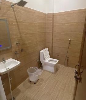 Mahmoorganj House | Tridev inn