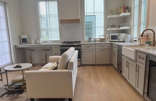 Fayetteville House | Trilith charming 2-bedroom house with private EV charger
