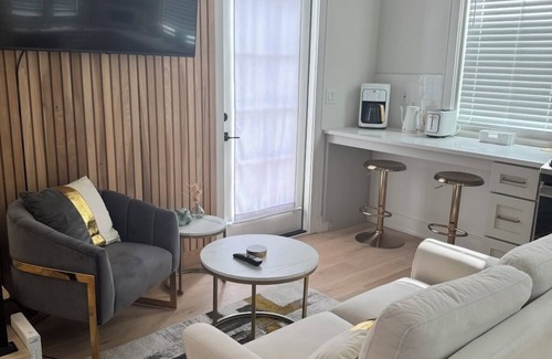 Fayetteville House | Trilith charming 2-bedroom house with private EV charger