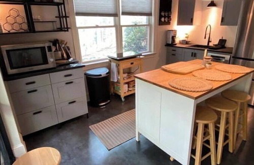 Sharpsburg House | Trilith Studios Area Lakefront