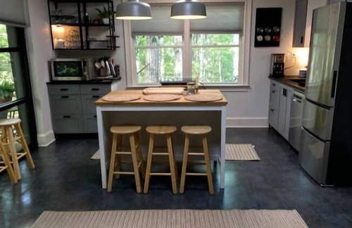 Sharpsburg House | Trilith Studios Area Lakefront