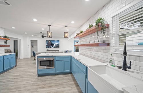 Beach City House | Trinity Bay Private Pool Getaway