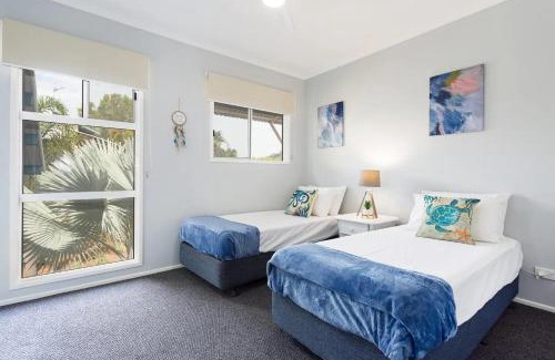 Trinity Beach Apartment | Trinity Beach Resort 2BR Apt, Pools, 500m to beach