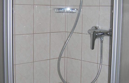 Kuchl Other | Triple room, shower, toilet, short stay - Hinterkellaubauer