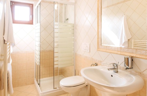 Zrece House | Triple Room with Balcony 3