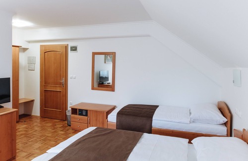 Zrece House | Triple Room with Balcony 105