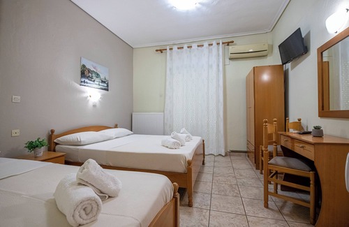 Katerini Hotel | Triple Rooms Lucia Hotel Paralia