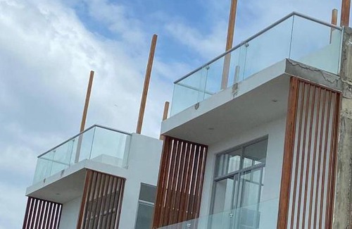 Caleta Cruz House | triplex casa blanca