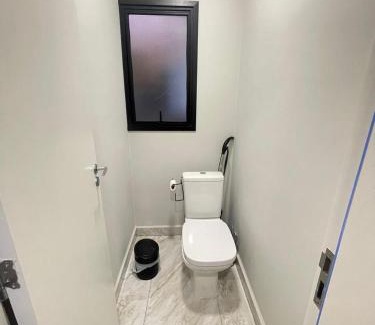 Capivari House | Triplex luxo 3 quartos nos Ingleses