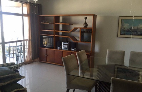 Algodoal Apartment | Triplex w/spa, 2 suites and 3 more bedrooms, seafront avenue, overlooking the sea