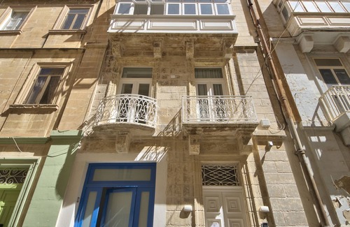 Floriana Apartment | Tritoni Studios Valletta