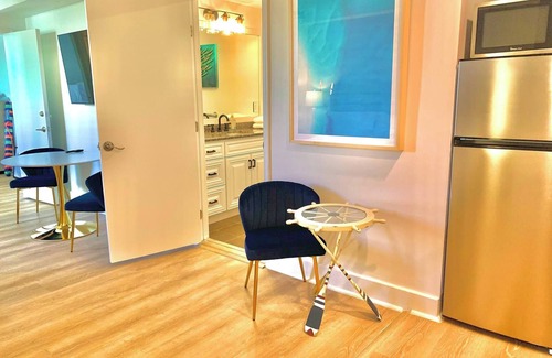 Palm Beach - West Palm Beach Condo | Tropical Beach Suite, 2 br 3032
