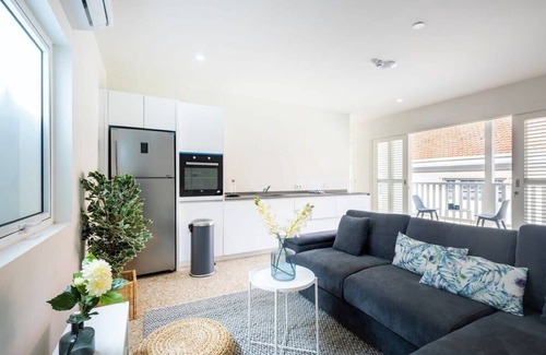 Pietermaai District Apartment | Tropical City Escape with Balcony in Willemstad