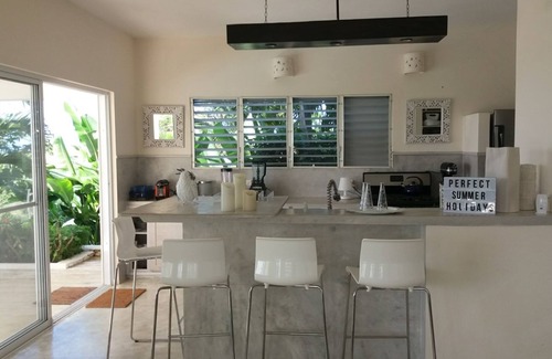 Rio San Juan Villa | Tropical garden, infinity pool, sea view and breathtaking nature. Starlink.