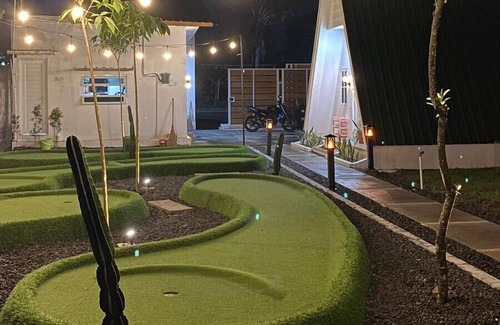 Depok Villa | Tropical House and Mini Golf Yogyakarta