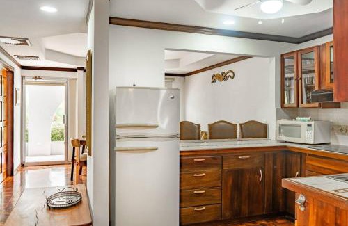 Damas Apartment | Tropical Oasis Family 2bdr