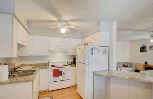 Stuart Villa | Tropical Oasis Getaway in Historic Manatee Pocket