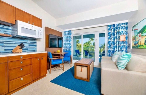 Estate Frenchman Bay Condo | Tropical Paradise: Studio @ Limetree Resort