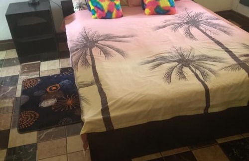 Accra Bed & Breakfast | Tropical Quest B&B