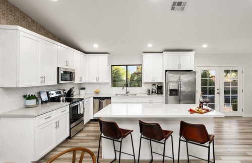 La Paz At Desert Springs House | Tropical Treasure- Pool - Fire Pit - Poker Table
