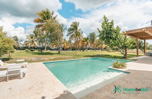 Punta Cana Villa | Tropical villa with maid and butler in Cap Cana