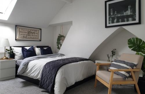 Barnsley House | Tropicana House