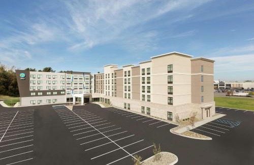 Westmere Hotel | Tru by Hilton Albany Crossgates Mall