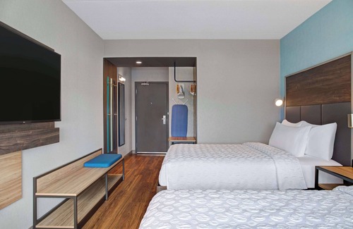 Mississauga Hotel | Tru By Hilton Toronto Airport West