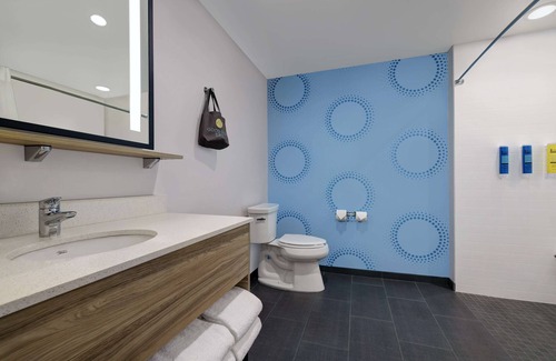 Southcenter Hotel | Tru By Hilton Tukwila Southcenter, WA