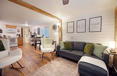 Young Harris House | True Love Retreat - Peaceful Mountain Escape