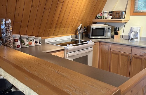 Sun Peaks Cabin | True Ski-in/Ski-out Cabin at Burfield Heights