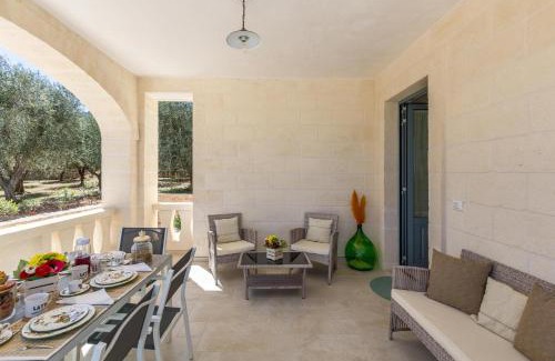 Fasano Villa | Trulli Ulivo di Puglia by Perle di Puglia