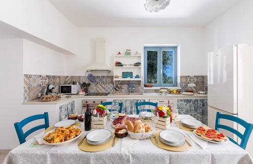 Fasano Villa | Trulli Ulivo di Puglia by BarbarHouse