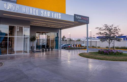 San Luis Potosi Hotel | TRYP by Wyndham San Luis Potosi Hotel & Suites