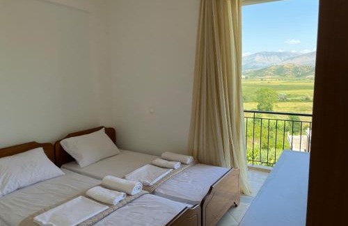 Aliko House | Tsaousi Apartments