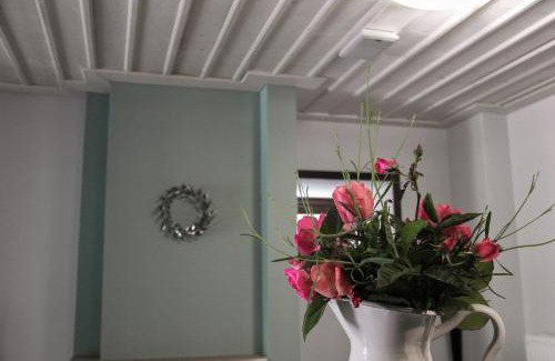Trikolonoi House | Tsarbou Guesthouse