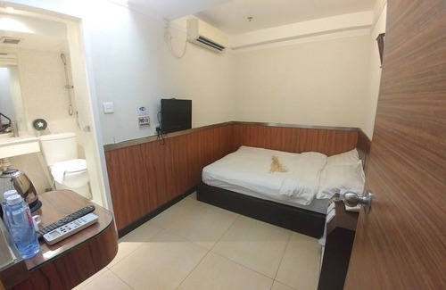 Kwun Chung Apartment | Tsim Sha Tsui,Jordan metro,HarbourCity,Temple,Centre