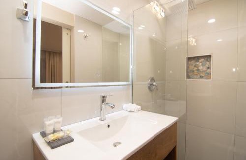 Woodbrook Hotel | TStays Smart Hotel