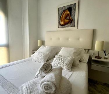 Doctor Barraquer-Grupo Renfe-Policlinico Apartment | Tu oasis de lujo junto al Guadalquivir