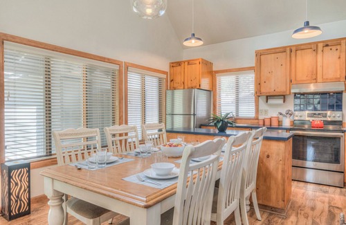 Deer Park Cabin | Tucked beneath the towering pines on the peaceful North end of Sunriver