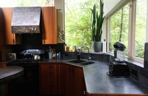 Tofino House | Tucked In The Rainforest, Across The Road From Tofino's Best Surf! Soaker Tub!