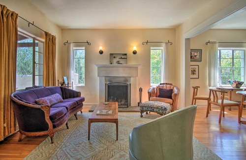 Jefferson Park House | Tucson Historic Home Fenced Yard and Desert Views!