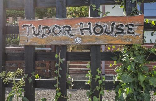 Symonds Yat House | Tudor House
