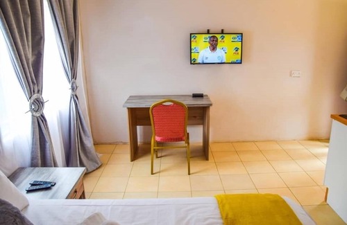 Jwaneng House | Tudu Guest House
