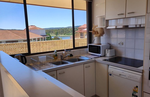 Greenway Apartment | Tuggeranong Short Stay #07 - Sleeps 6