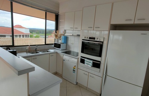 Greenway Apartment | Tuggeranong Short Stay #07 - Sleeps 6